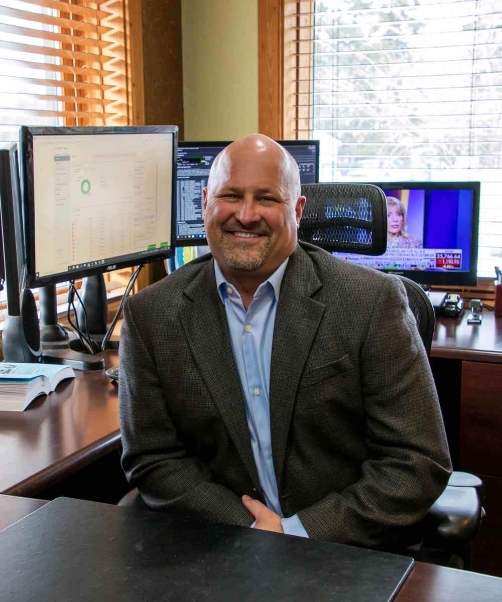 Dale Roo | Founder & Financial Advisor | EDR Financial